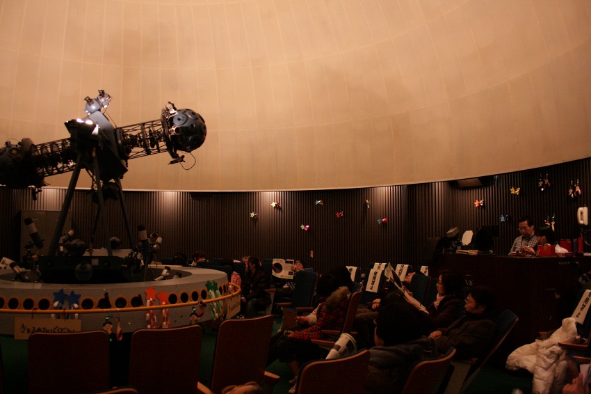 あと５分ほどで天文教室はじまりまーす☆　寒い中、ありがとうございます！