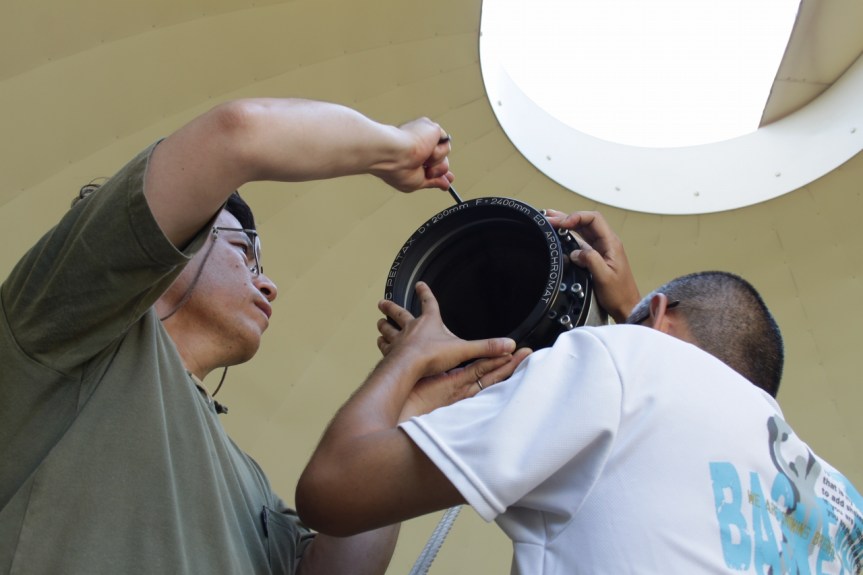 対物レンズの取り付け