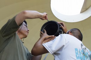 対物レンズの取り付け